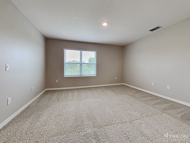 242 Meadowbrook Blvd in Winter Haven, FL - Building Photo - Building Photo