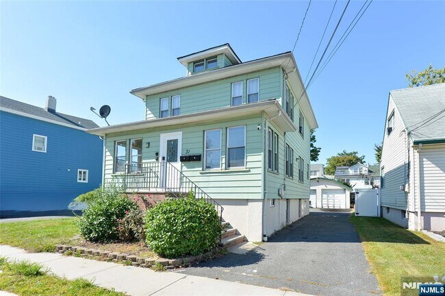 31 Garden in Little Ferry, NJ - Building Photo - Building Photo