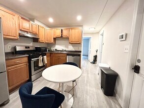 89 Hammond St, Unit 1 in Boston, MA - Building Photo - Building Photo