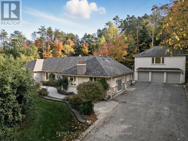 40 Algonquin Forest Dr in East Gwillimbury, ON - Building Photo - Building Photo