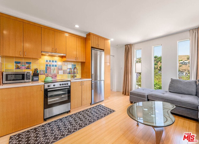 property at 3116 Johnston St