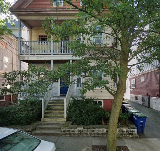 19 Chandler St, Unit 3