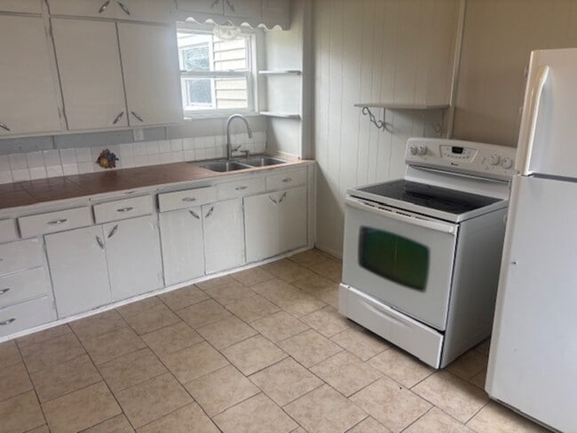 1611 Ontario Ave in Sheboygan, WI - Building Photo - Building Photo