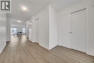 34 West Ml St in North Dumfries, ON - Building Photo - Building Photo