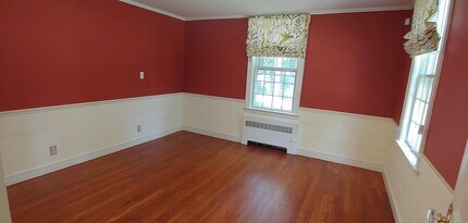 46 Old Colony Rd in Wellesley, MA - Building Photo - Building Photo