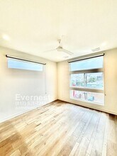 2528 N Fitzhugh Ave in Dallas, TX - Building Photo - Building Photo