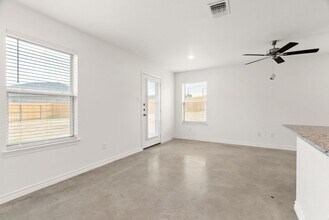 304 Agua Chiquita Ct in Killeen, TX - Building Photo - Building Photo