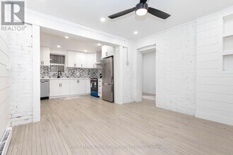 38 Leuty Ave in Toronto, ON - Building Photo - Building Photo