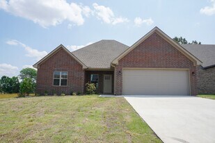 616 Prospect Vly Dr in Jonesboro, AR - Building Photo