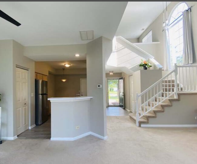 1128 E Cambria Ln S in Lombard, IL - Building Photo - Building Photo