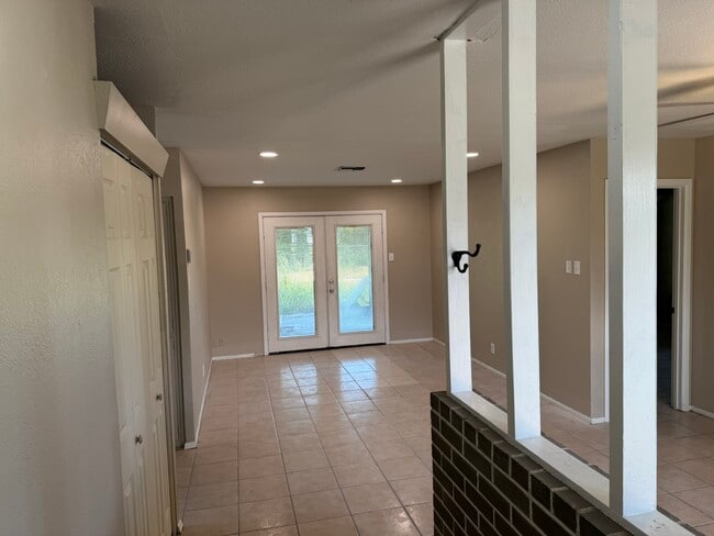 1907 Oklahoma St in Kingsville, TX - Building Photo - Building Photo