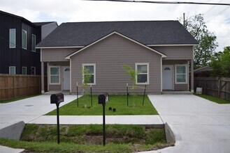 331 Tite St in Houston, TX - Building Photo - Building Photo