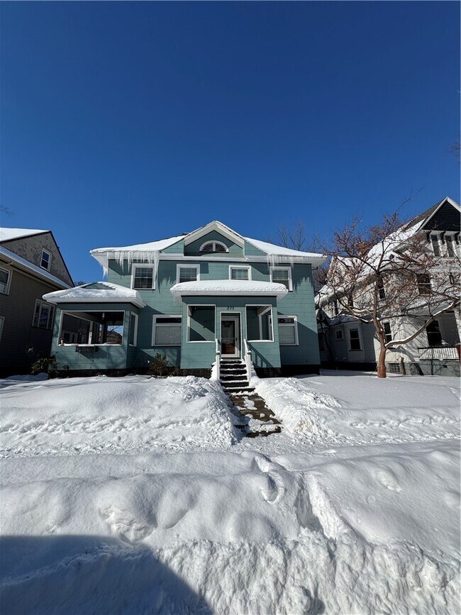 275 Rosedale St in Rochester, NY - Building Photo - Building Photo