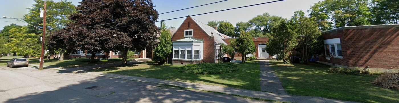 Mapleview Garden Apartments in Silver Creek, NY - Building Photo