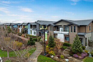 32772-32796 Ten Trails Pky SE in Black Diamond, WA - Building Photo