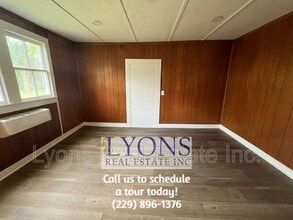 315 S Berrien St in Nashville, GA - Building Photo - Building Photo