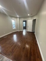 174 Watson Ave in West Orange, NJ - Building Photo