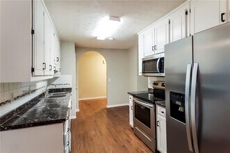 3221 Victoria Pl Dr in Loganville, GA - Building Photo - Building Photo