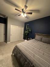 2425 Little Rock Lane in Simi Valley, CA - Foto de edificio - Building Photo