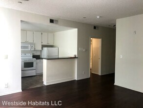 747 Gayley Ave in Los Angeles, CA - Building Photo - Building Photo
