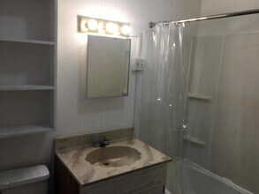 1011 S 4th St in Terre Haute, IN - Building Photo - Building Photo