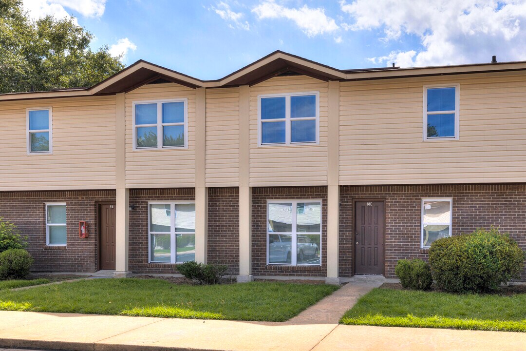 1121 Alice Dr in Sumter, SC - Building Photo