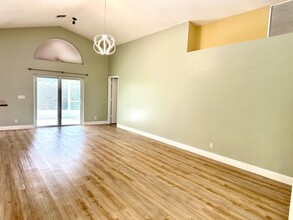 420 Trotters Ln in Greenacres, FL - Building Photo - Building Photo