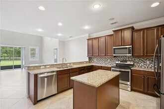 5640 Siracusa Lane in Sanford, FL - Building Photo - Building Photo