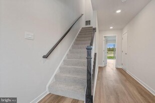 7520 Silver Thread Wy in Brandywine, MD - Building Photo