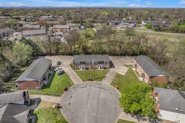 1513 Center Pointe Dr