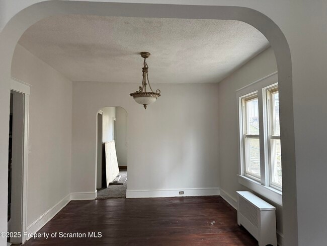 1018 Madison Ave in Scranton, PA - Building Photo - Building Photo