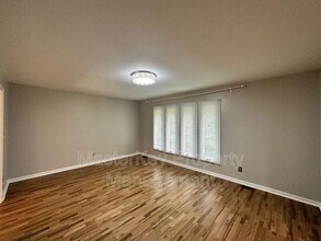 4017 Grimstead Ln in Raleigh, NC - Foto de edificio - Building Photo