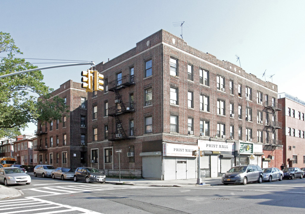 1571 42nd St in Brooklyn, NY - Foto de edificio