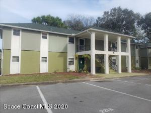 2220 Flower Tree Cir in Melbourne, FL - Building Photo