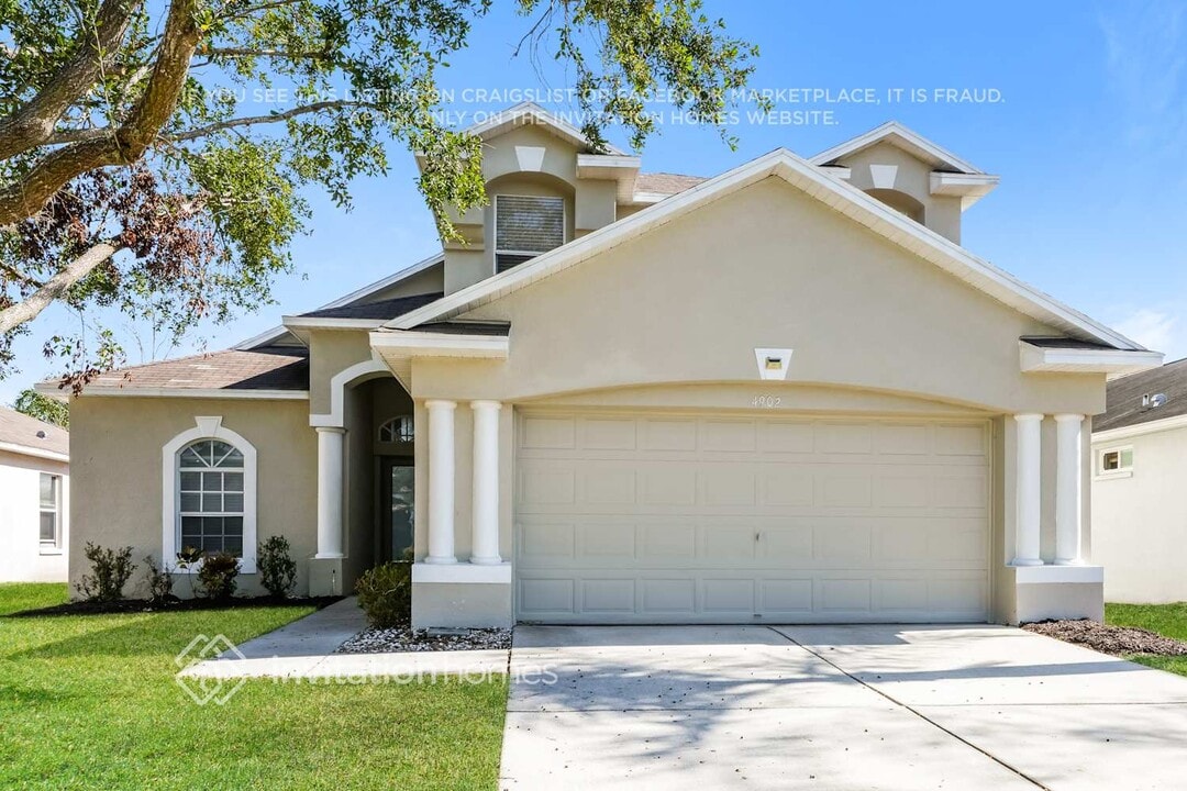 4902 Woodmere Rd in Land O Lakes, FL - Building Photo