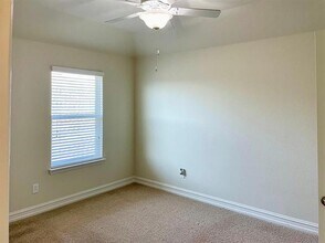 429 Bow Dr in Little Elm, TX - Building Photo - Building Photo