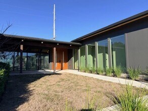 143 Emmanuelle Ct in Dripping Springs, TX - Building Photo - Building Photo