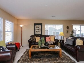 9768 Mayfair St in Englewood, CO - Building Photo - Building Photo