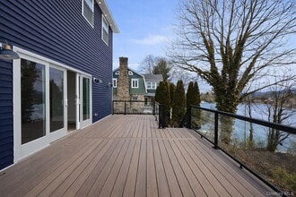 52 Roe Ave in Highland Falls, NY - Building Photo - Building Photo
