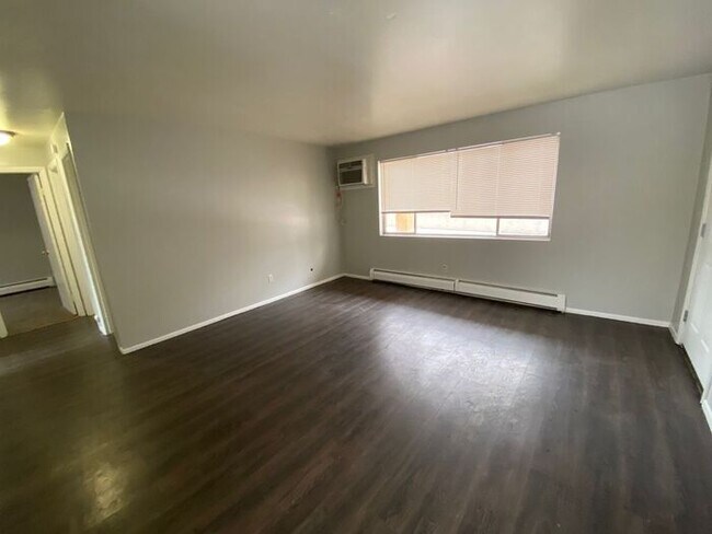 1807 Monteagle St-Unit -2 in Colorado Springs, CO - Building Photo - Building Photo
