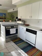 1255 Pennsylvania Ave in Miami Beach, FL - Building Photo - Building Photo