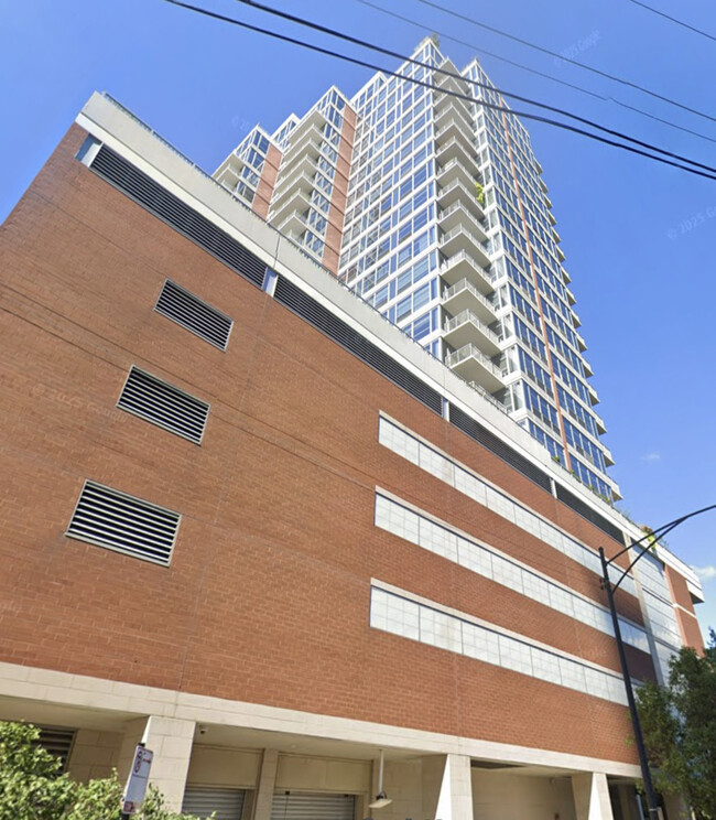 property at 1600 S Prairie Ave