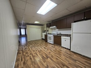 137 Cedar Ave in Lake Villa, IL - Building Photo - Building Photo