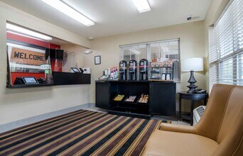 Furnished Studio-Huntsville - U.S. Space a in Huntsville, AL - Building Photo - Building Photo