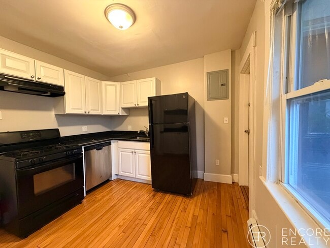 56 Hancock St in Cambridge, MA - Foto de edificio - Building Photo