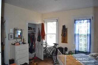19 Trowbridge St-Unit -4 in Cambridge, MA - Building Photo - Building Photo