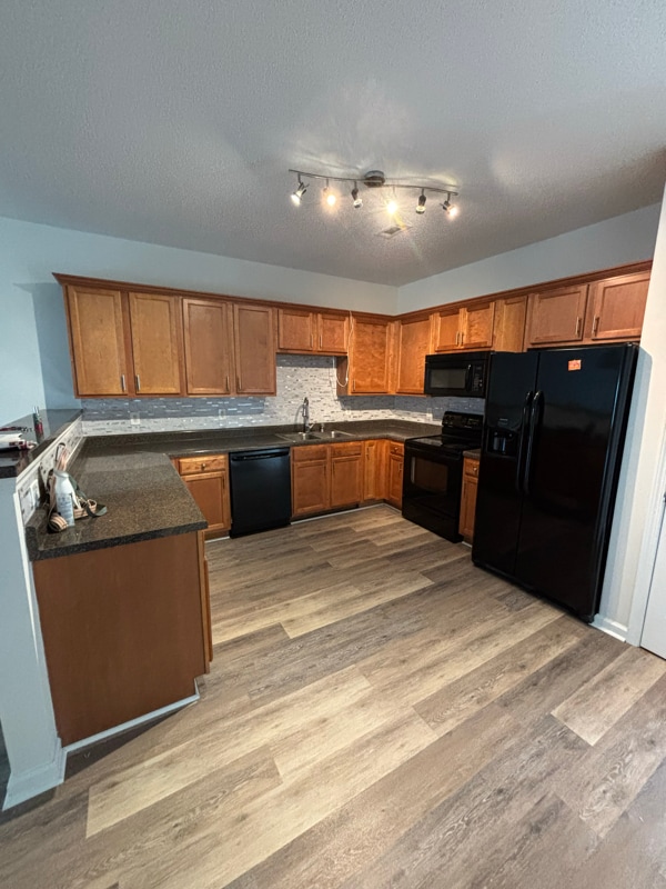 property at 8235 Oakley Cir