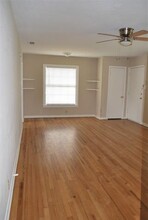 1419 Broadway St in Denton, TX - Building Photo - Building Photo