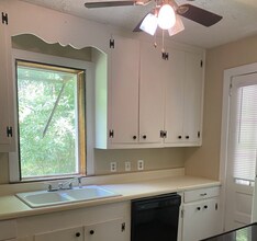 319 S Brookwood Dr in Auburn, AL - Building Photo - Building Photo