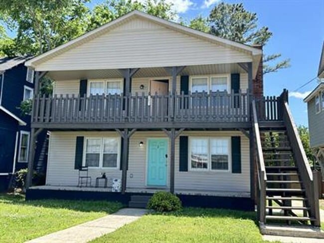 property at 203 Prospect Dr SE